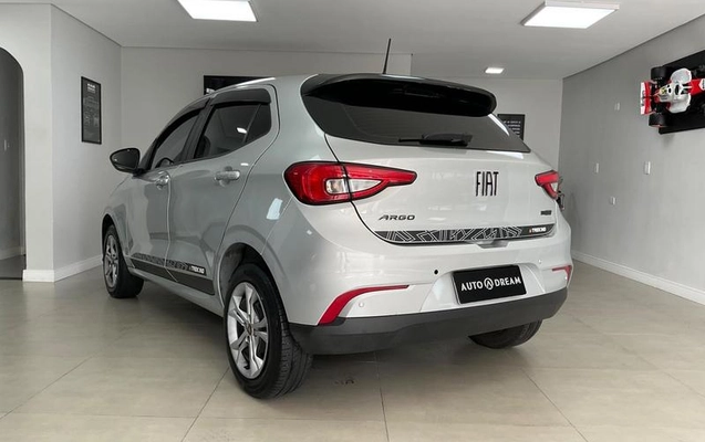 imagem-https://www.socarrao.com.br/sc-vehicle-images-prod/4195467/1791404030933-8525807_5_B_22d4705c47.jpeg