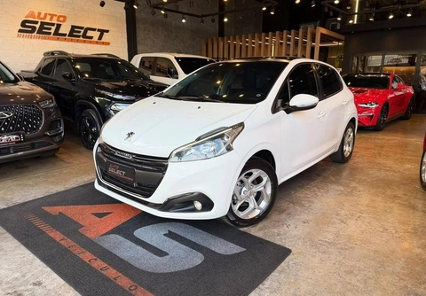 Peugeot 208 2017 Branco — foto 1 de 3