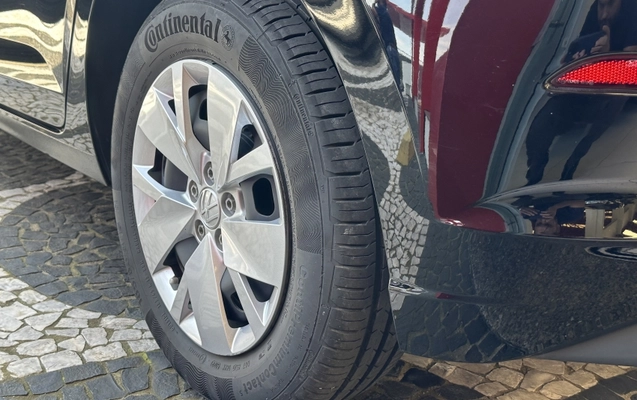 imagem-https://www.socarrao.com.br/sc-vehicle-images-prod/4195700/1791221739475-6c5BYMefOtKyjlQQ8L0PmW5gWwNaXhNP.jpg