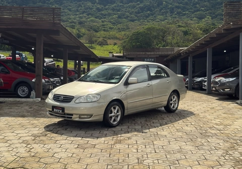 Toyota Corolla 2003 Bege — foto 1 de 3