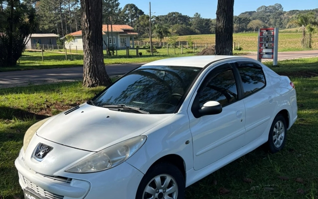 imagem-https://www.socarrao.com.br/sc-vehicle-images-prod/4195877/1790706555556-ODNlZjBjNDQtNzE2NC00NzM4LWFiOGQtMWQ3ODc5ZGRiOGQ3LmpmaWY.jfif