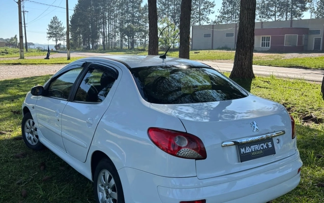 imagem-https://www.socarrao.com.br/sc-vehicle-images-prod/4195877/1790706555614-MzUwNTlmZGYtYmZkNS00YTYwLTk5ODYtMmFlY2QyZDk1MDJiLmpmaWY.jfif