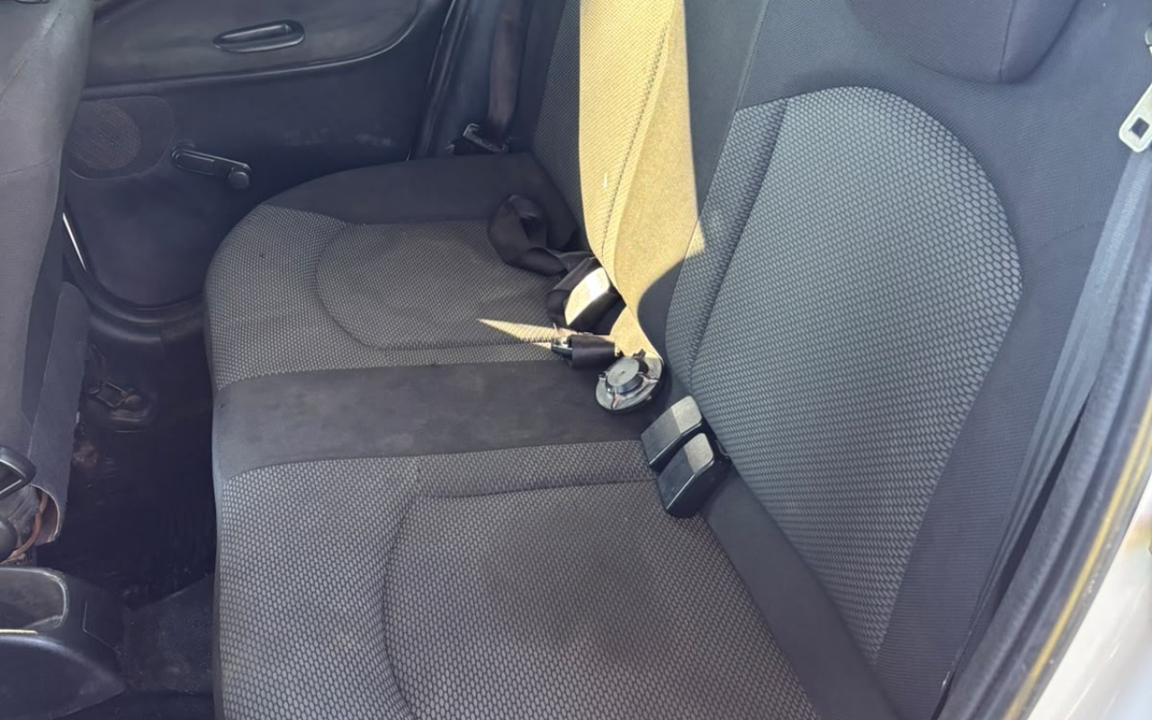 imagem-https://www.socarrao.com.br/sc-vehicle-images-prod/4195877/1790706556004-NGRjYWNkZDMtZWM0NC00YWZiLWEwYjctOGFhNTI2ZGMyZjY1LmpmaWY.jfif