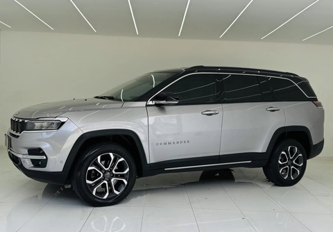 Jeep Commander 2023 Prata — foto 1 de 3