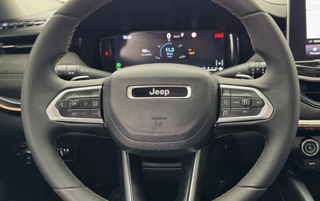 imagem-https://www.socarrao.com.br/sc-vehicle-images-prod/4195879/1790857896249-vehicle_image_1790706424_41ebc402bfb91a3067350feb3c5d1186.jpeg