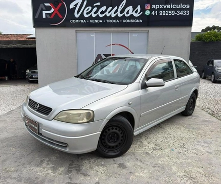 Chevrolet Astra GL 1.8 MPFI 3p 2001 Prata — foto 1 de 3