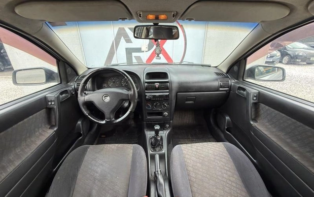 imagem-https://www.socarrao.com.br/sc-vehicle-images-prod/4195884/1790706638110-8525906_10_B_8632d65190.jpeg
