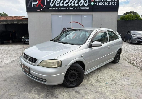 Chevrolet Astra GL 1.8 MPFI 3p 2001 Prata — foto 1 de 3