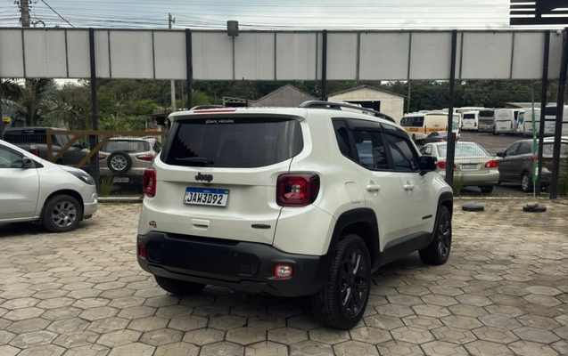 imagem-https://www.socarrao.com.br/sc-vehicle-images-prod/4196067/1790707118808-71vWu80kCTtSTY1lFQ0cAlrwuhjwc0G9.jpg