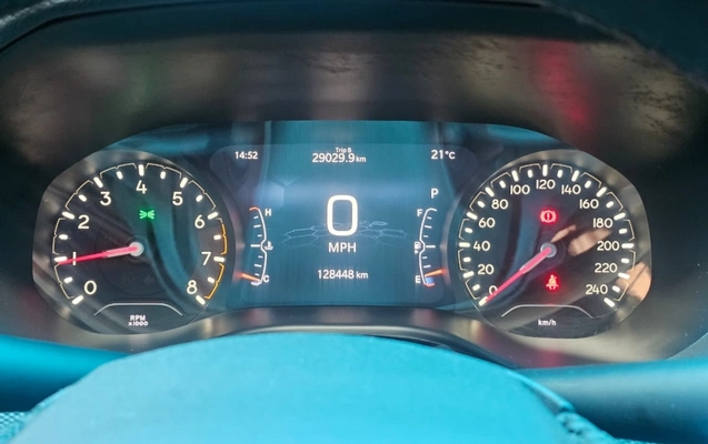 imagem-https://www.socarrao.com.br/sc-vehicle-images-prod/4196151/1790707380434-zKUxJn5oMFveWO0701iGim630IZwJXfG.jpg