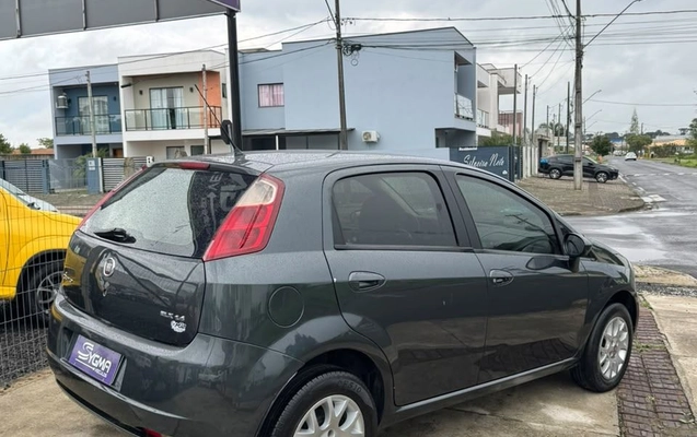 imagem-https://www.socarrao.com.br/sc-vehicle-images-prod/4196204/1790707487563-e9458906baeb4fc89e7c40d464f80fea_1790707367308.jpg