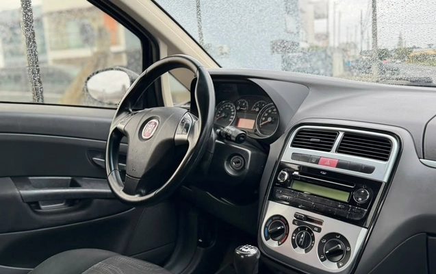 imagem-https://www.socarrao.com.br/sc-vehicle-images-prod/4196204/1790707487569-18452841f6c9486eabf97f85288af417_1790707367332.jpg