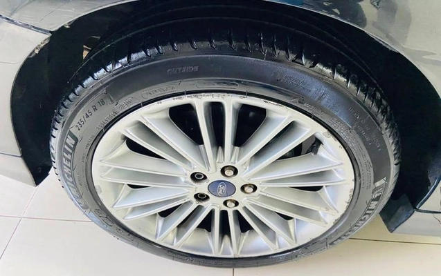 imagem-https://www.socarrao.com.br/sc-vehicle-images-prod/4196306/1792614279428-7284599_13_B_80062237f7.jpeg