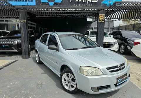 Chevrolet Astra 2008 Prata — foto 1 de 3