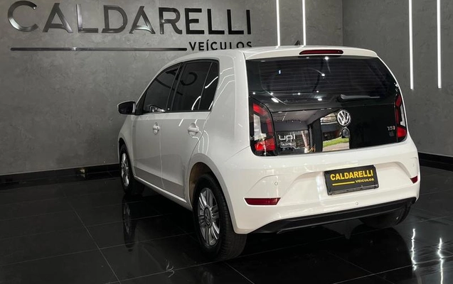 imagem-https://www.socarrao.com.br/sc-vehicle-images-prod/4196408/1790707921852-8361812_4_B_0233e94971.jpeg