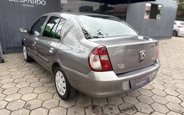 imagem-https://www.socarrao.com.br/sc-vehicle-images-prod/4196493/1790708307848-1_020020.jpg