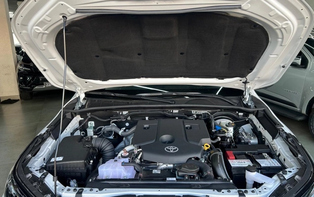 imagem-https://www.socarrao.com.br/sc-vehicle-images-prod/4196585/1790708405140-2_035928.jpg