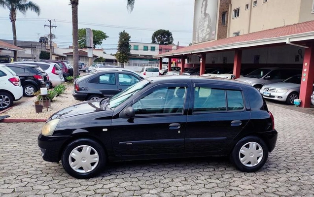 imagem-https://www.socarrao.com.br/sc-vehicle-images-prod/4196727/1791993172748-8525539_12_B_ab290f2971.jpeg