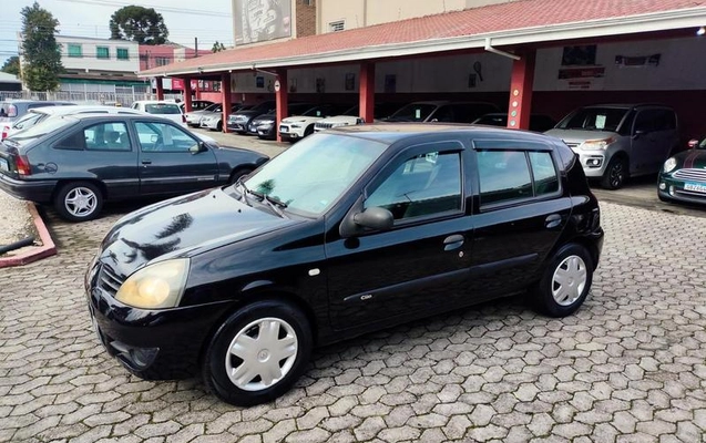 imagem-https://www.socarrao.com.br/sc-vehicle-images-prod/4196727/1791993172758-8525539_13_B_0afcb571e3.jpeg