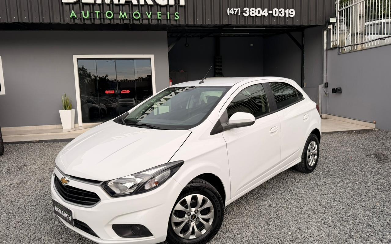 Chevrolet Onix 2018 Branco — foto 1 de 3