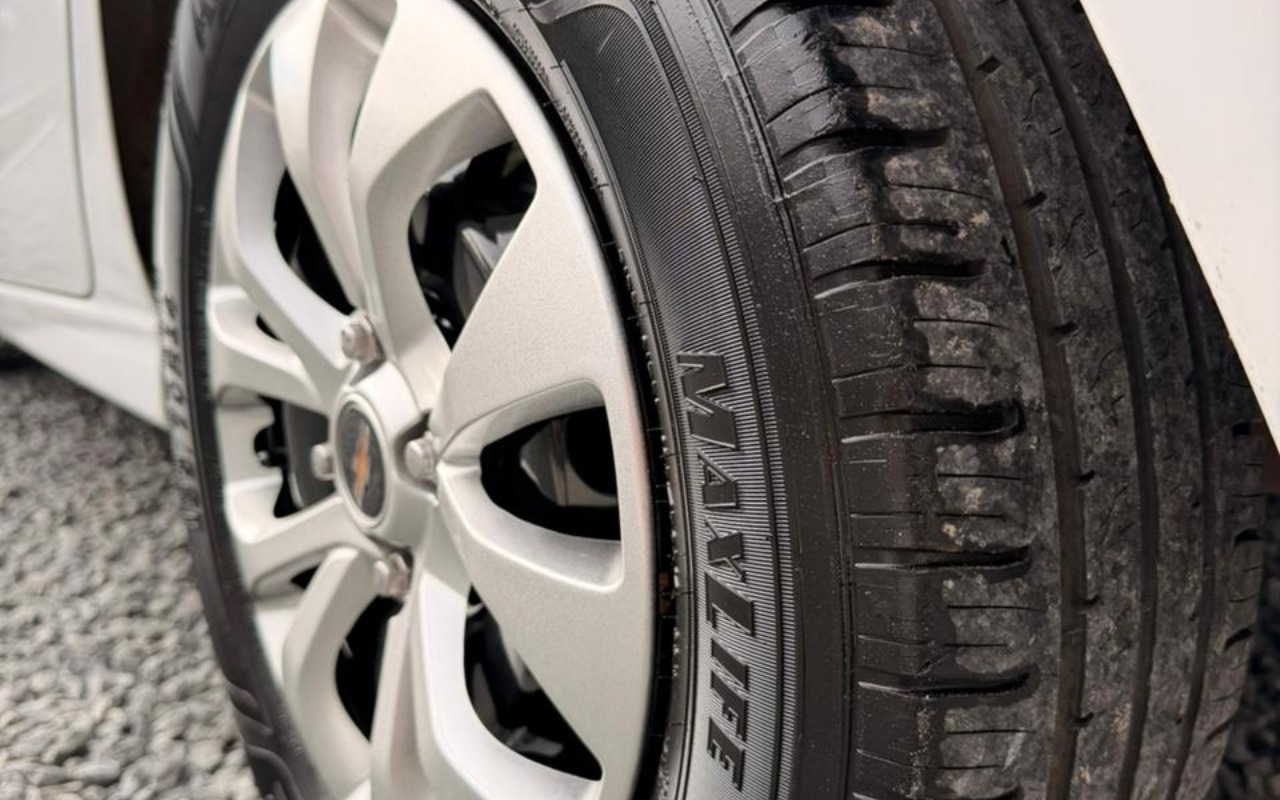 imagem-https://www.socarrao.com.br/sc-vehicle-images-prod/4196736/1790708981523-V2hhdHNBcHAgSW1hZ2UgMjAyNi0wOS0yOSBhdCAxNS4zNi4wMCAoMSkuanBlZw.jpeg