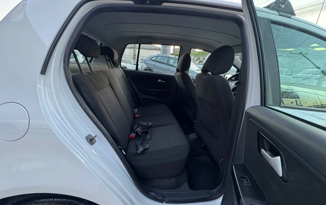 imagem-https://www.socarrao.com.br/sc-vehicle-images-prod/4197011/1790709612803-003_1fbe905200929185b8039a72e525e0a3.jpg