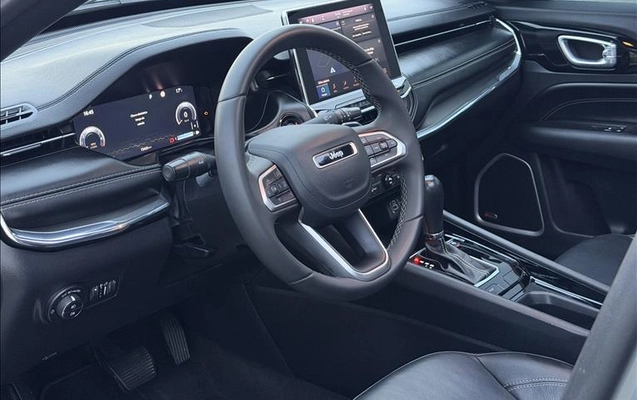 imagem-https://www.socarrao.com.br/sc-vehicle-images-prod/4197289/1790710308365-RXK-3I66_11.jpg