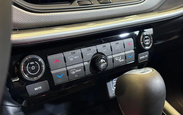 imagem-https://www.socarrao.com.br/sc-vehicle-images-prod/4197326/1791234347434-8526516_9_B_df38ed940a.jpeg