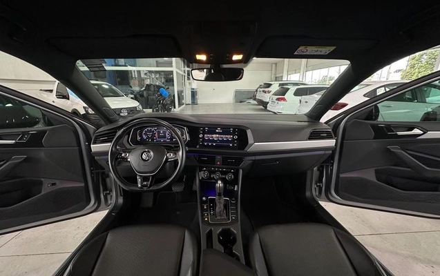 imagem-https://www.socarrao.com.br/sc-vehicle-images-prod/4197333/1790710445645-8134369_10_B_516b178646.jpeg
