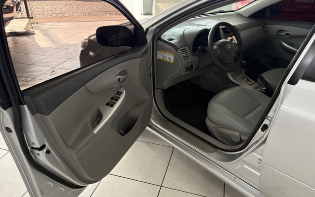 imagem-https://www.socarrao.com.br/sc-vehicle-images-prod/4197433/1790710698117-cvIGmP15FT9e86VVXPZagad0vNXKNgZv.jpg