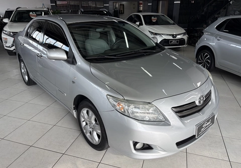 Toyota Corolla 2011 Prata — foto 1 de 3