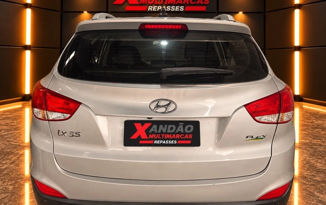 imagem-https://www.socarrao.com.br/sc-vehicle-images-prod/4197453/1790710841781-V2hhdHNBcHAgSW1hZ2UgMjAyNi0wOS0yOSBhdCAxNC41OC40NiAoMykuanBlZw.jpeg