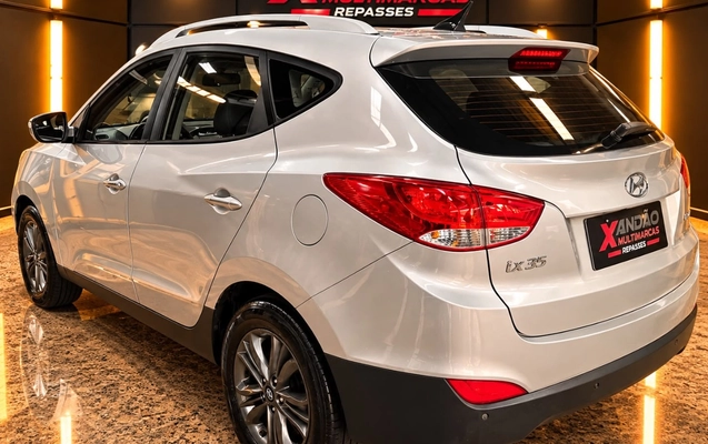 imagem-https://www.socarrao.com.br/sc-vehicle-images-prod/4197453/1790710842491-V2hhdHNBcHAgSW1hZ2UgMjAyNi0wOS0yOSBhdCAxNC41OC41OS5qcGVn.jpeg