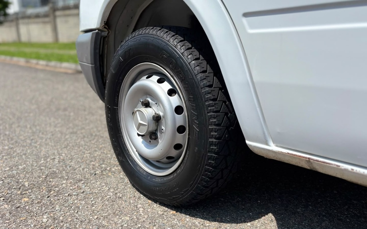 imagem-https://www.socarrao.com.br/sc-vehicle-images-prod/4197514/1790711038184-V2hhdHNBcHAgSW1hZ2UgMjAyNi0wOS0yOSBhdCAxMy4zMi40NyAoMSkuanBlZw.jpeg