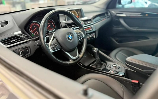 imagem-https://www.socarrao.com.br/sc-vehicle-images-prod/4197518/1792413962736-8464982_21_B_5aace8ec11.jpeg