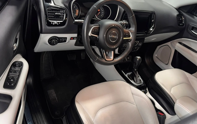 imagem-https://www.socarrao.com.br/sc-vehicle-images-prod/4197564/1790711105820-V2hhdHNBcHAgSW1hZ2UgMjAyNi0wOS0yOSBhdCAxNC41OC4yNCAoMikuanBlZw.jpeg