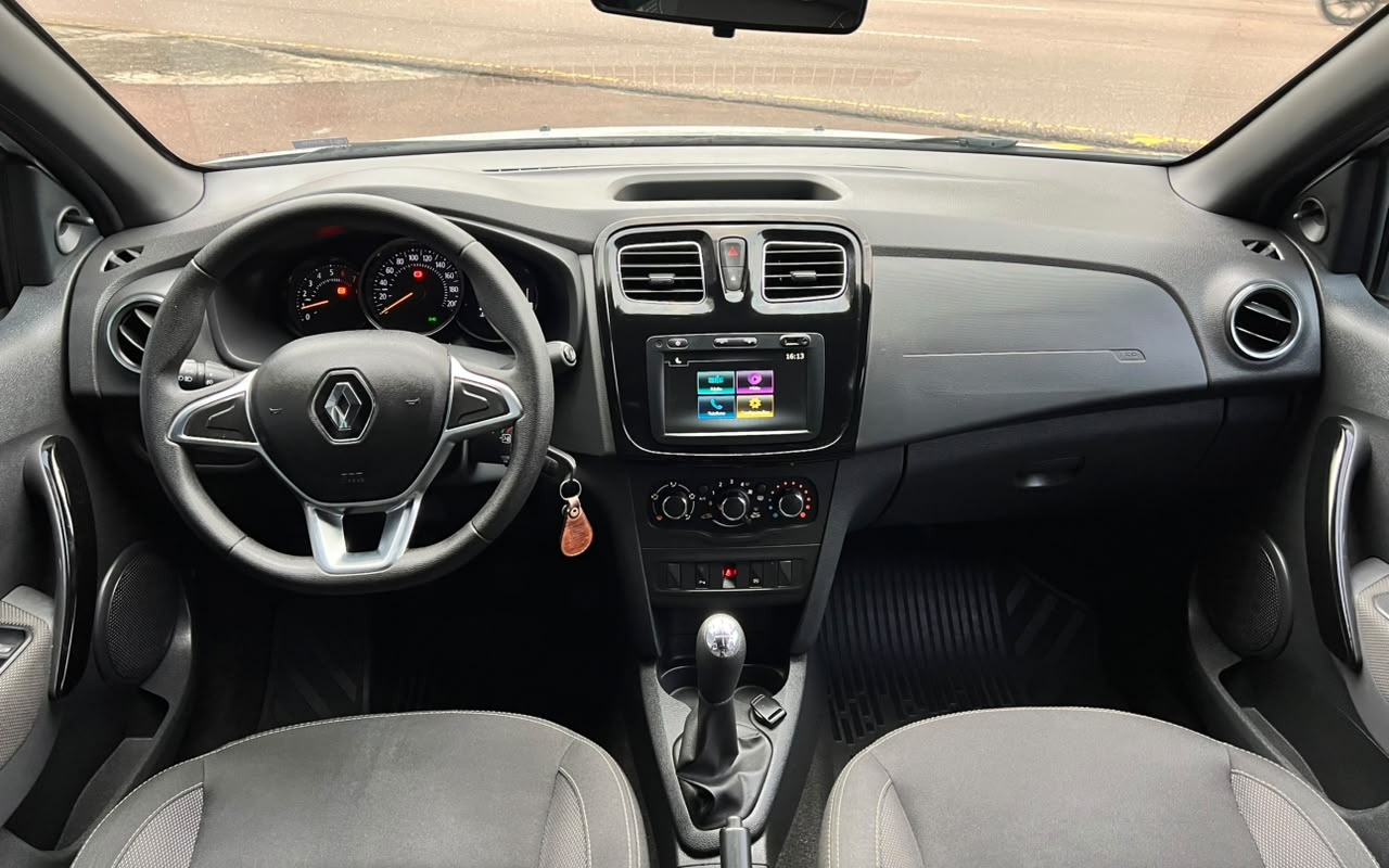 imagem-https://www.socarrao.com.br/sc-vehicle-images-prod/4197662/1790711232640-YzhiYjk3ZjQtMzg2NS00MWI2LTllNjMtM2ViMGMxM2EzODViLmpwZw.jpg