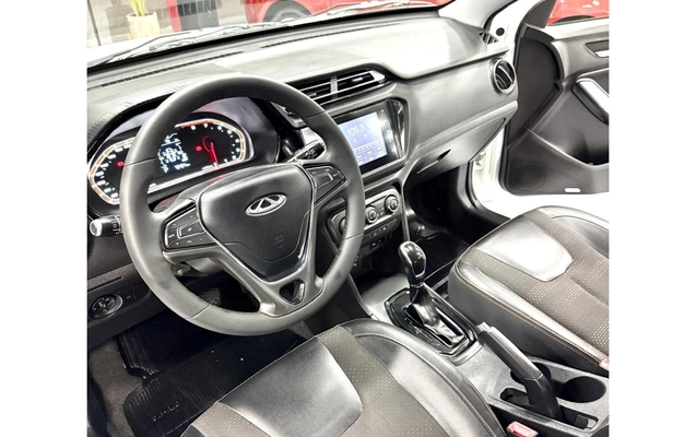 imagem-https://www.socarrao.com.br/sc-vehicle-images-prod/4197747/1790711533622-4_030545.jpg