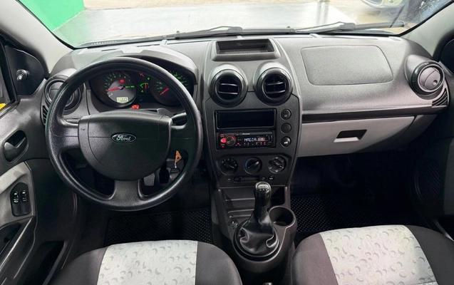 imagem-https://www.socarrao.com.br/sc-vehicle-images-prod/4197822/1790711801570-gb-932a30a.jpeg