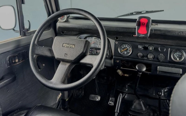 imagem-https://www.socarrao.com.br/sc-vehicle-images-prod/4198059/1791379467418-8519158_3_B_e8a4a0b9e8.jpeg