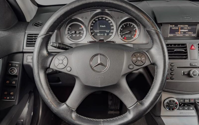 imagem-https://www.socarrao.com.br/sc-vehicle-images-prod/4198081/1791377209549-8476067_5_B_fd70fff66c.jpeg