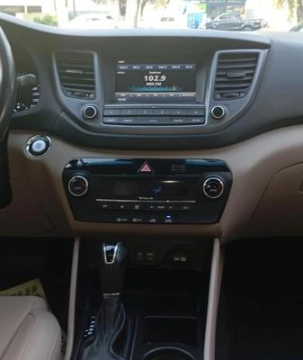 imagem-https://www.socarrao.com.br/sc-vehicle-images-prod/4198151/1790712511813-8513332_15_B_b84c7c86c0.jpeg
