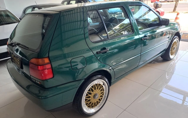 imagem-https://www.socarrao.com.br/sc-vehicle-images-prod/4198179/1790712539247-app-photos-UuawVWfuCHdFLfH1zuezkxe7pVFlTmuX.jpg