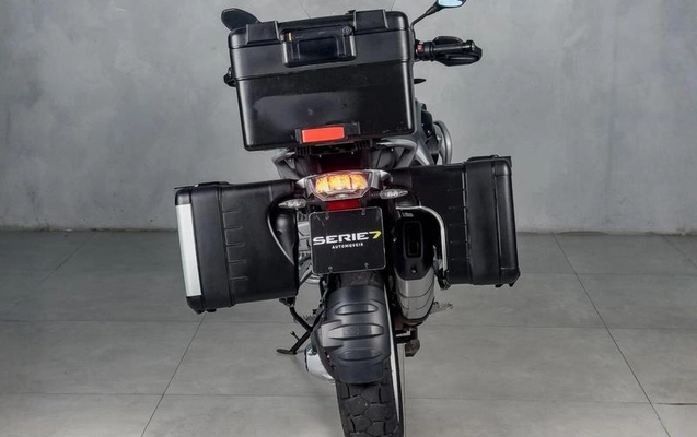 imagem-https://www.socarrao.com.br/sc-vehicle-images-prod/4198187/1790712569774-8107181_3_B_02046707ae.jpeg