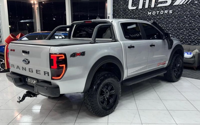 imagem-https://www.socarrao.com.br/sc-vehicle-images-prod/4198189/1790712620091-8274878_3_B_8380d9ab8a.jpeg