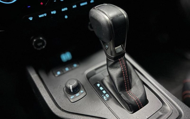 imagem-https://www.socarrao.com.br/sc-vehicle-images-prod/4198189/1790712620093-8274878_8_B_362a87f53f.jpeg