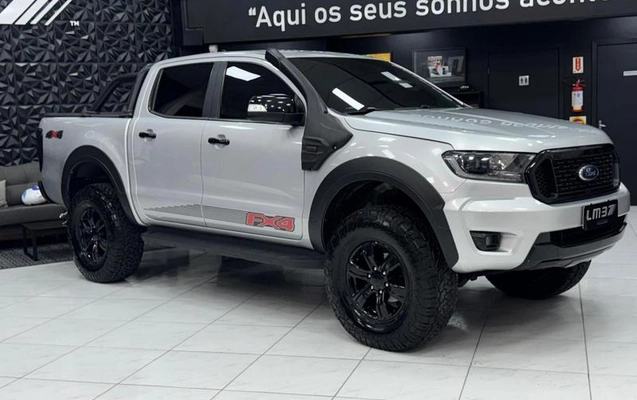 imagem-https://www.socarrao.com.br/sc-vehicle-images-prod/4198189/1791039834926-8274878_8_B_194ae592ea.jpeg