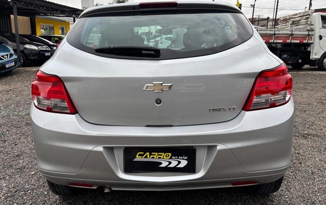 imagem-https://www.socarrao.com.br/sc-vehicle-images-prod/4198217/1791315887720-8490070_6_B_fd18b0a3dd.jpeg