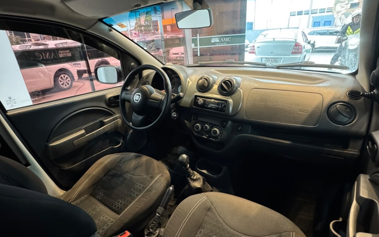 imagem-https://www.socarrao.com.br/sc-vehicle-images-prod/4198328/1790713476436-V2hhdHNBcHAgSW1hZ2UgMjAyNi0wOS0yOSBhdCAxNS41NS4zNyAoMikuanBlZw.jpeg