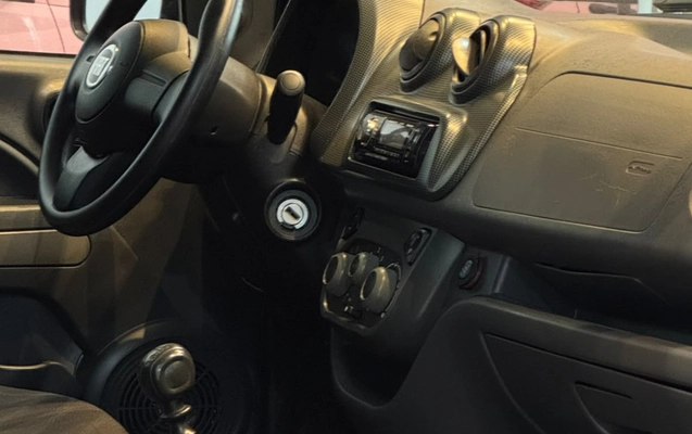 imagem-https://www.socarrao.com.br/sc-vehicle-images-prod/4198328/1790713476728-V2hhdHNBcHAgSW1hZ2UgMjAyNi0wOS0yOSBhdCAxNS41NS4zNiAoMSkuanBlZw.jpeg